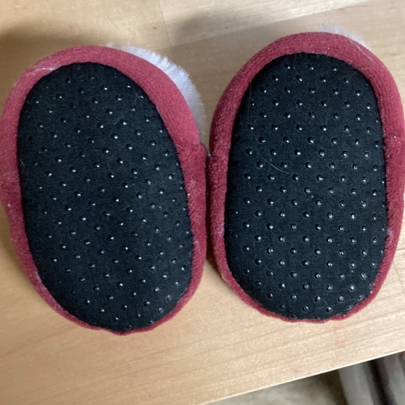 INFANT NFL RETIRED WASHINGTON REDSKINS SLIPPERS - Picture 3 of 3